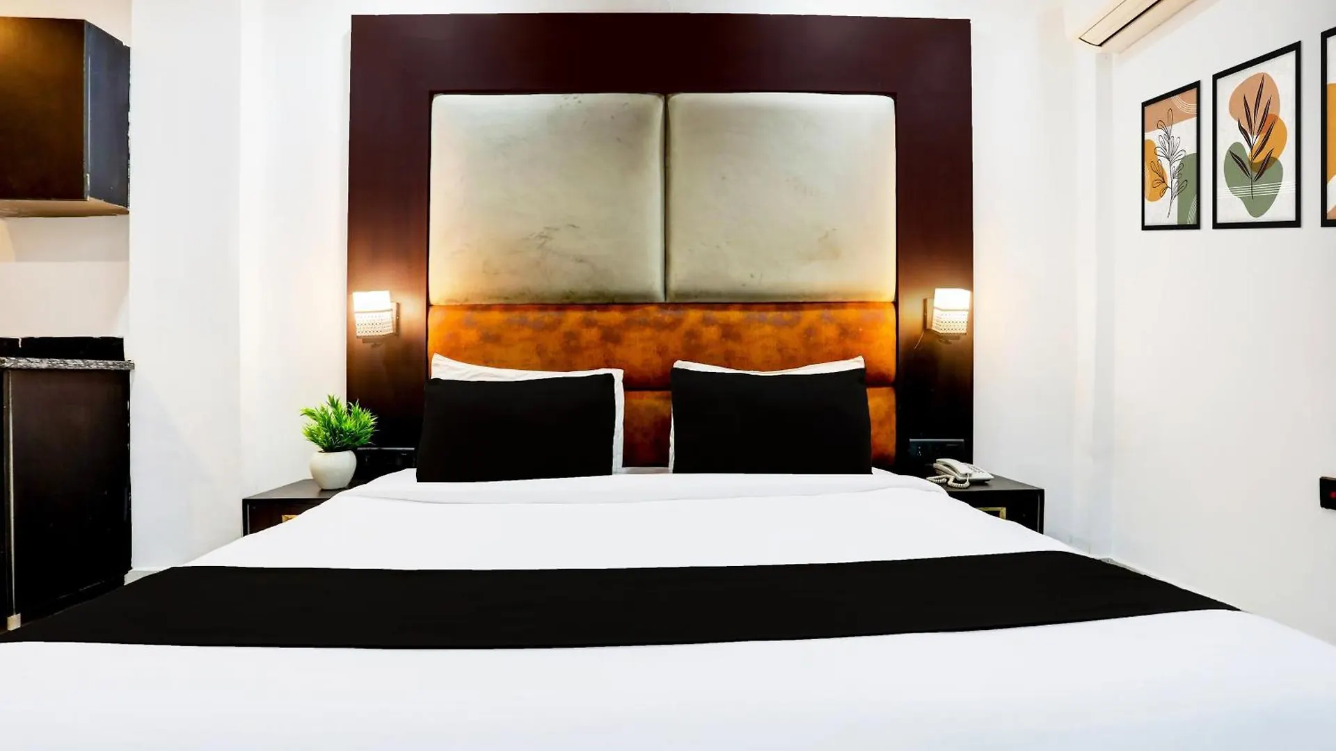Super Townhouse Sector 52 Near Artemis Hospital Hotel Gurgaon India
